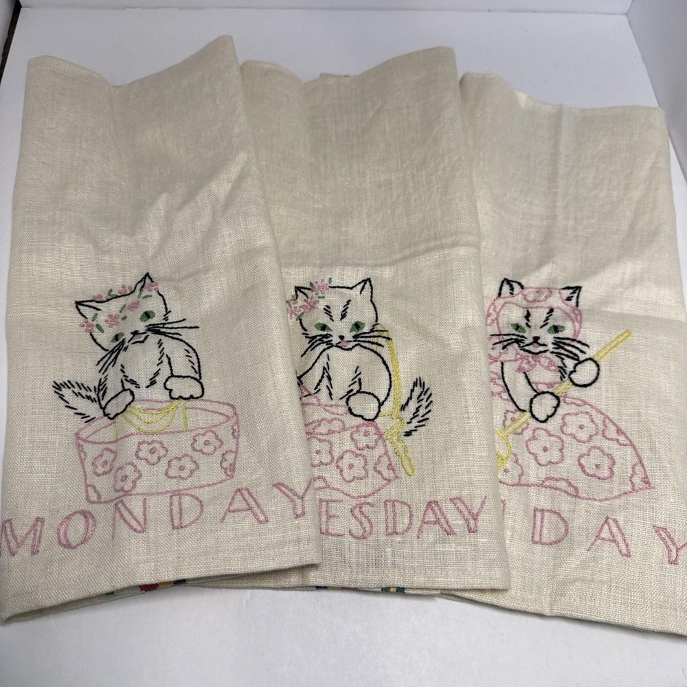 VTG Linen Tea Towels Lot 3 Linen Flour Sack Striped Embroidered Kitten Days Week